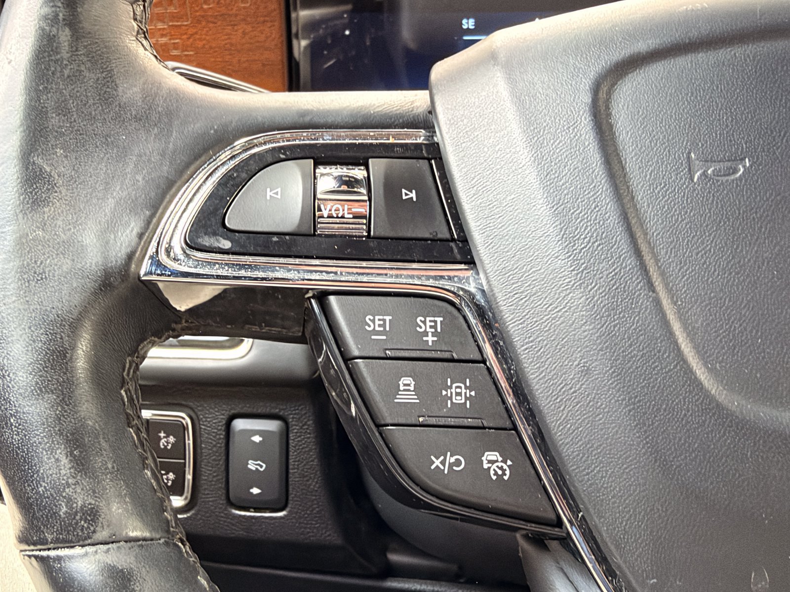 Used 2023 Lincoln Navigator L Black Label AWD/4WD image 23