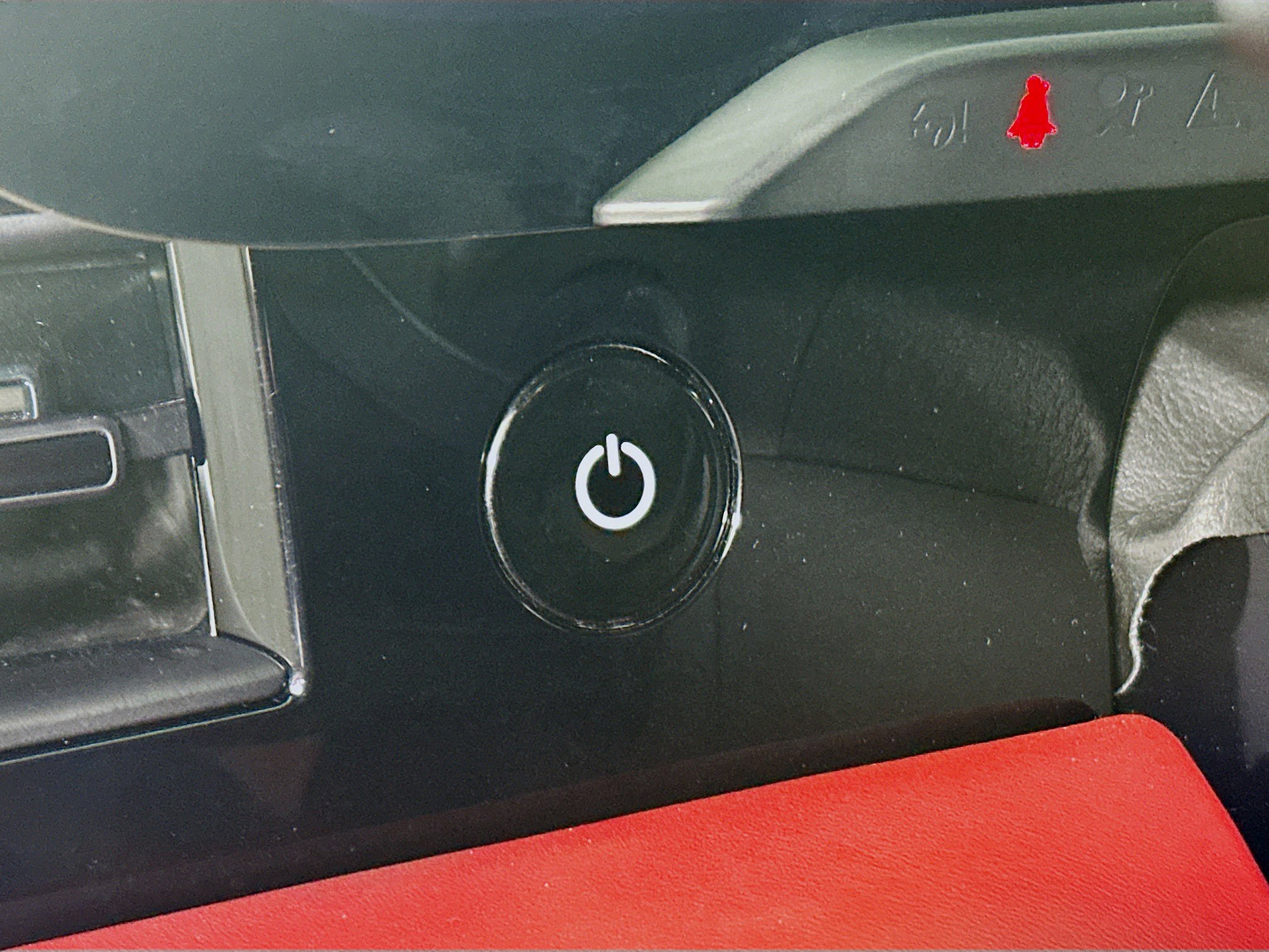 Used 2020 Porsche Taycan 4S AWD/4WD image 20