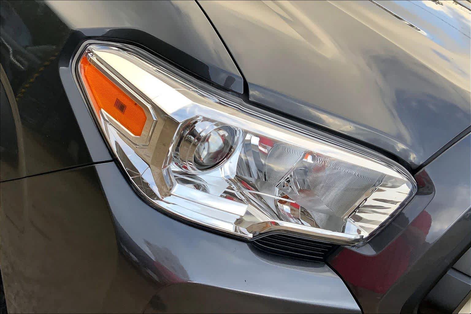 Used 2023 Toyota Tacoma SR AWD/4WD image 27