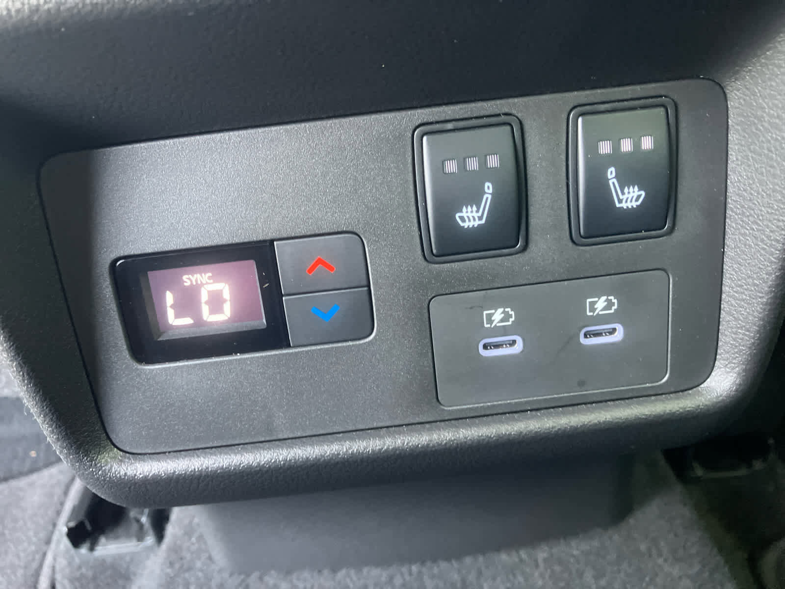 Used 2024 Nissan Rogue Platinum w/ Platinum Premium Package image 38