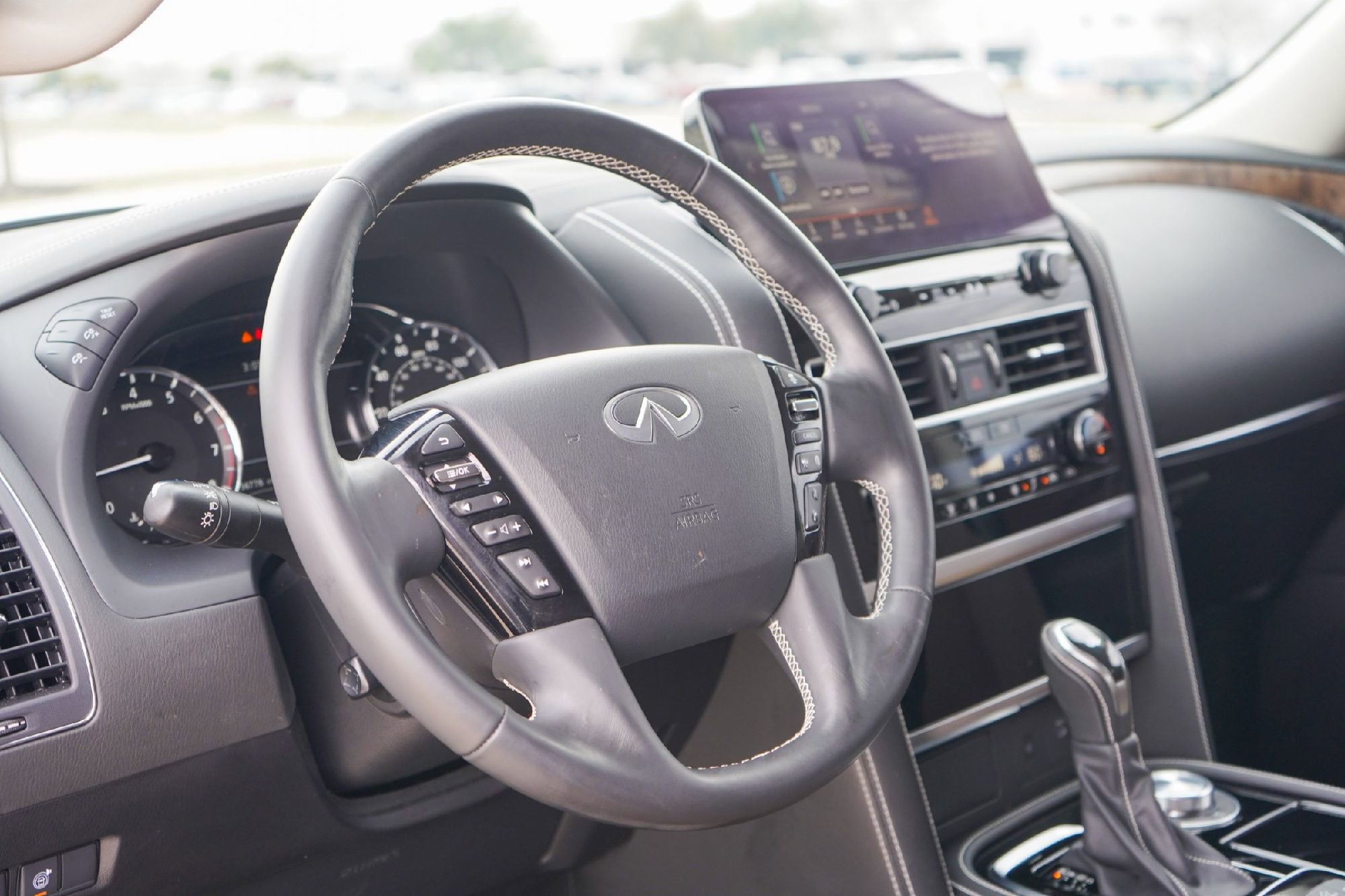 Certified 2024 INFINITI QX80 Premium Select w/ Cargo Package image 7