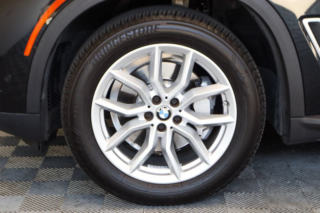 Used 2021 BMW X5 sDrive40i w/ Premium Package RWD image 50