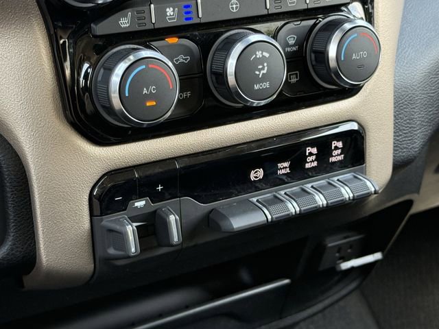 Used 2024 RAM 2500 Laramie w/ Safety Group AWD/4WD image 19