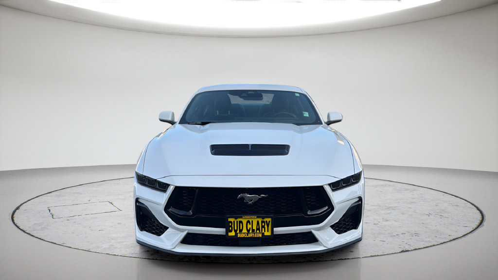 Used 2025 Ford Mustang GT Premium RWD image 2