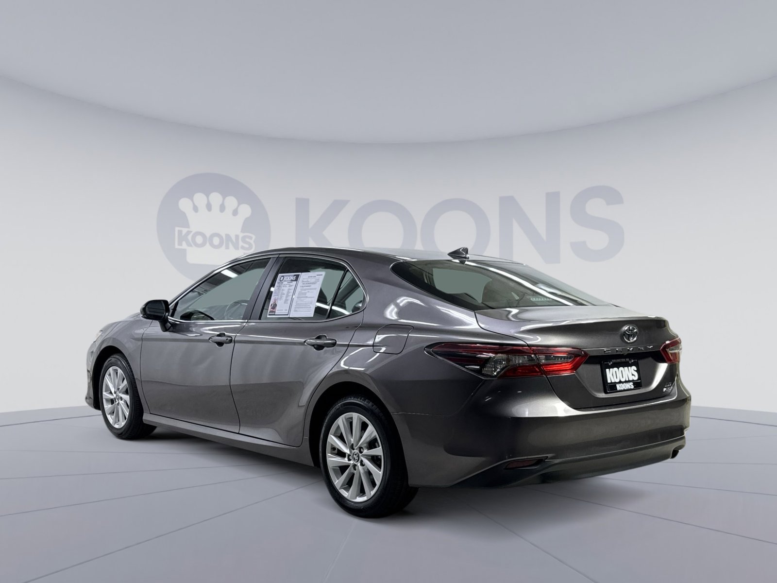 Used 2024 Toyota Camry LE image 10