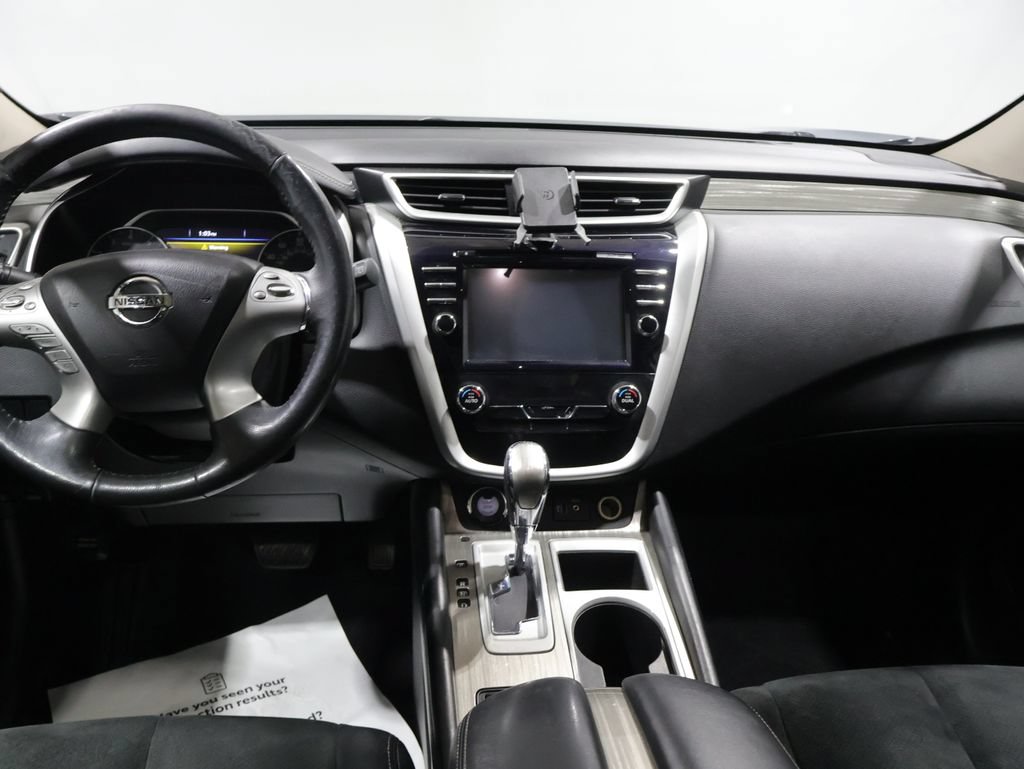 Used 2018 Nissan Murano SV AWD/4WD image 17
