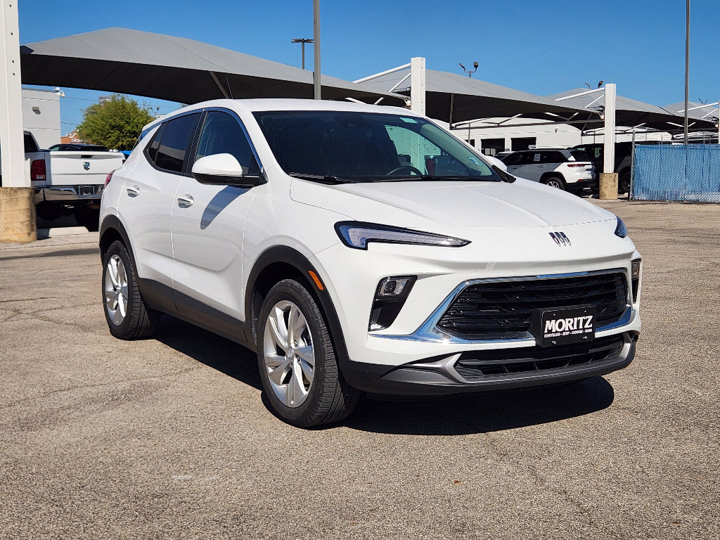 Certified 2025 Buick Encore GX Preferred image 34