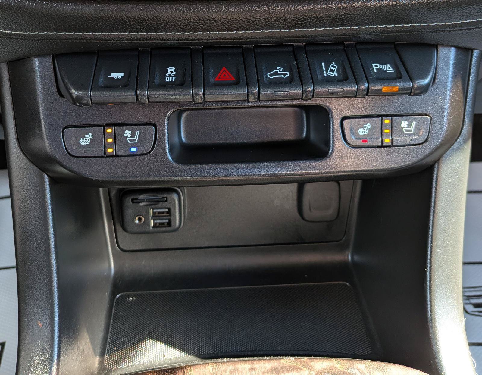 Used 2021 GMC Canyon Denali AWD/4WD image 18