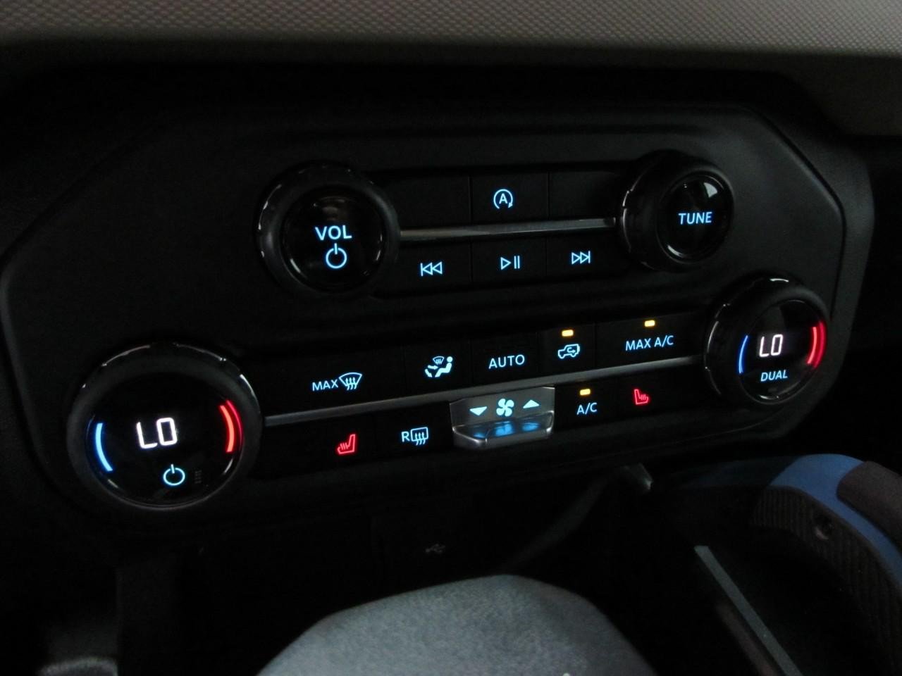 Used 2023 Ford Bronco Wildtrak AWD/4WD image 28