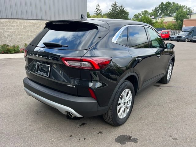 Used 2023 Ford Escape Active AWD/4WD image 5