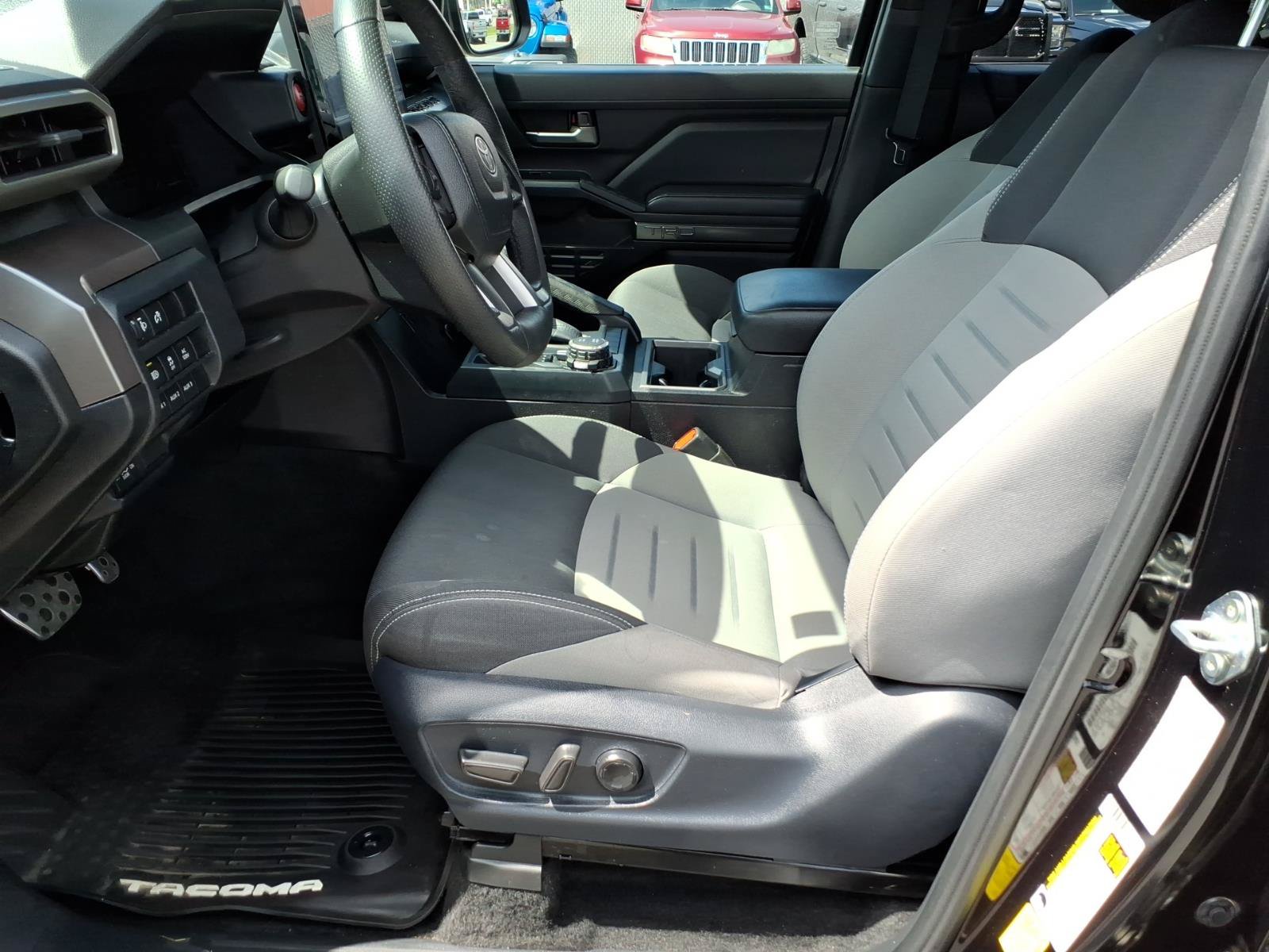 Used 2024 Toyota Tacoma TRD Sport w/ TRD Sport Upgrade Package AWD/4WD image 11