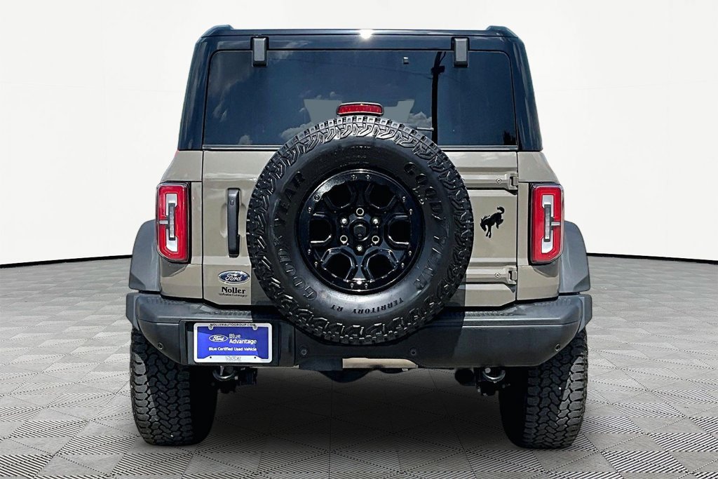 Certified 2025 Ford Bronco Badlands AWD/4WD image 4