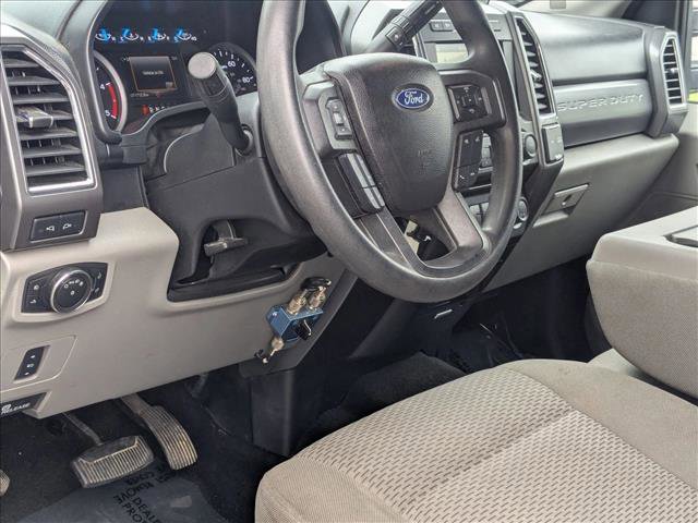 Used 2017 Ford F250 XLT w/ XLT Premium Package image 9