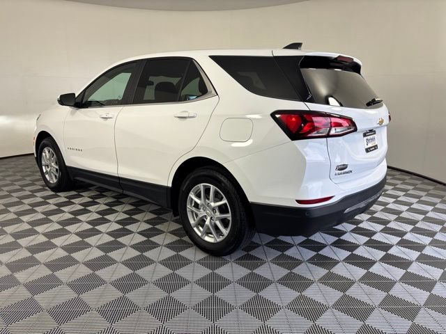 Used 2024 Chevrolet Equinox LT FWD image 8