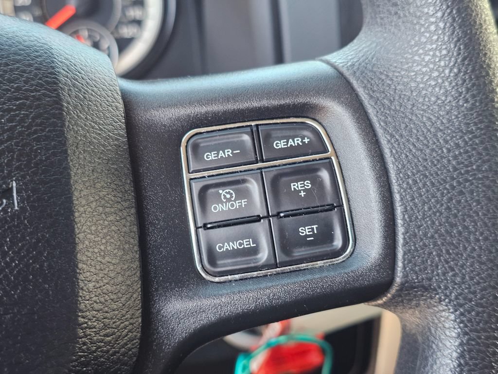 Used 2019 RAM 1500 Classic SLT AWD/4WD image 31