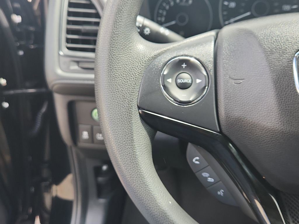 Used 2021 Honda HR-V LX image 23