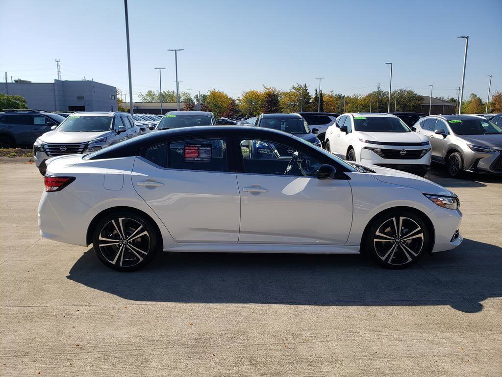 Certified 2021 Nissan Sentra SR w/ Trunk Package image 12
