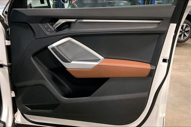 Certified 2023 Audi Q3 2.0T Premium w/ Convenience Package image 23