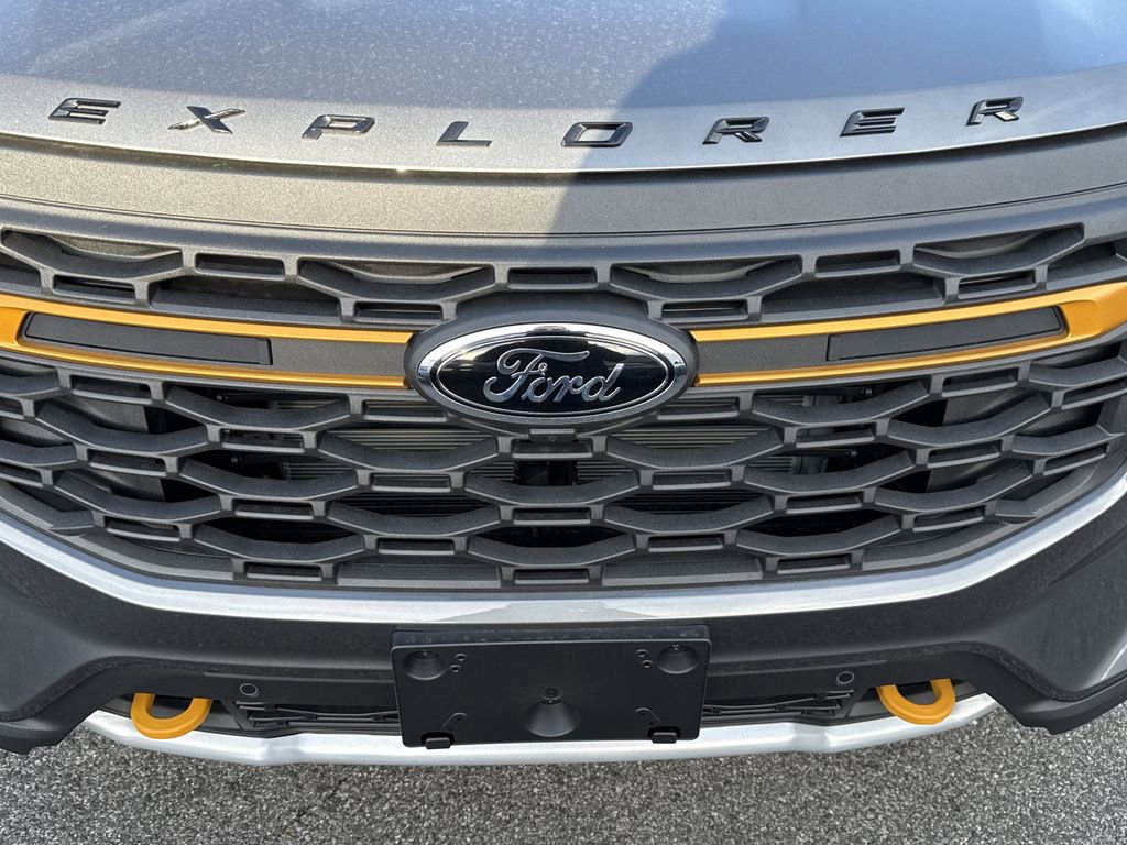 Used 2026 Ford Explorer Tremor w/ Tremor Convenience Package image 31