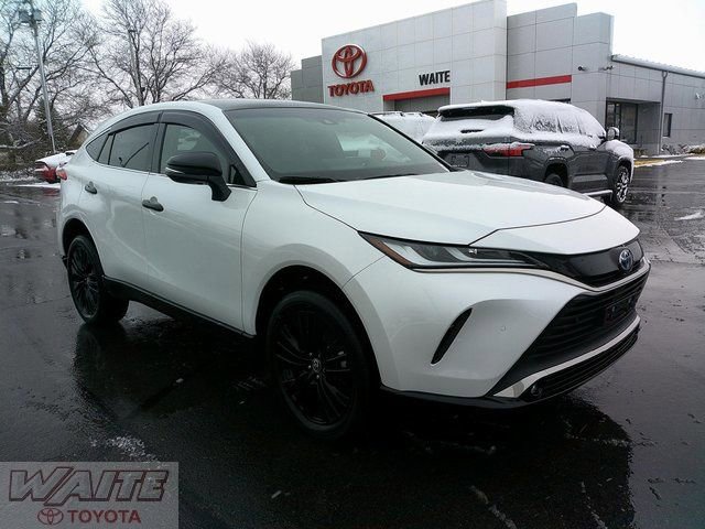 Certified 2024 Toyota Venza Nightshade image 1