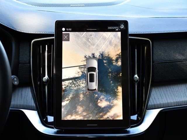New 2026 Volvo XC90 B5 Ultra w/ Protection Package Premier image 24