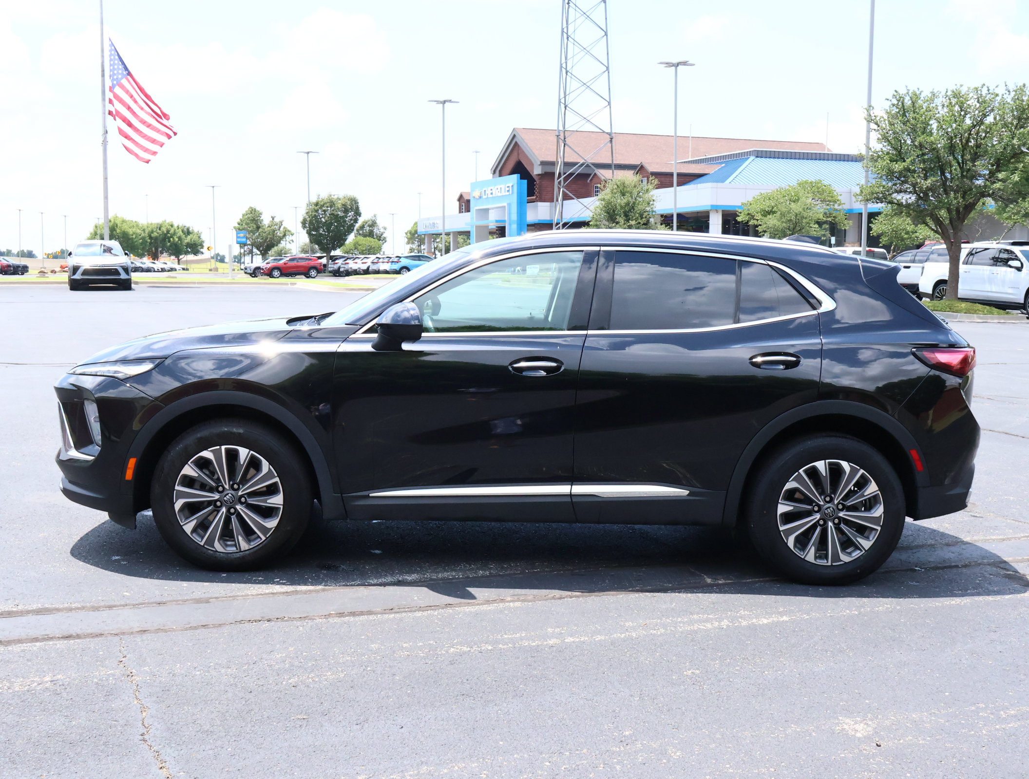 Used 2024 Buick Envision Preferred AWD/4WD image 33