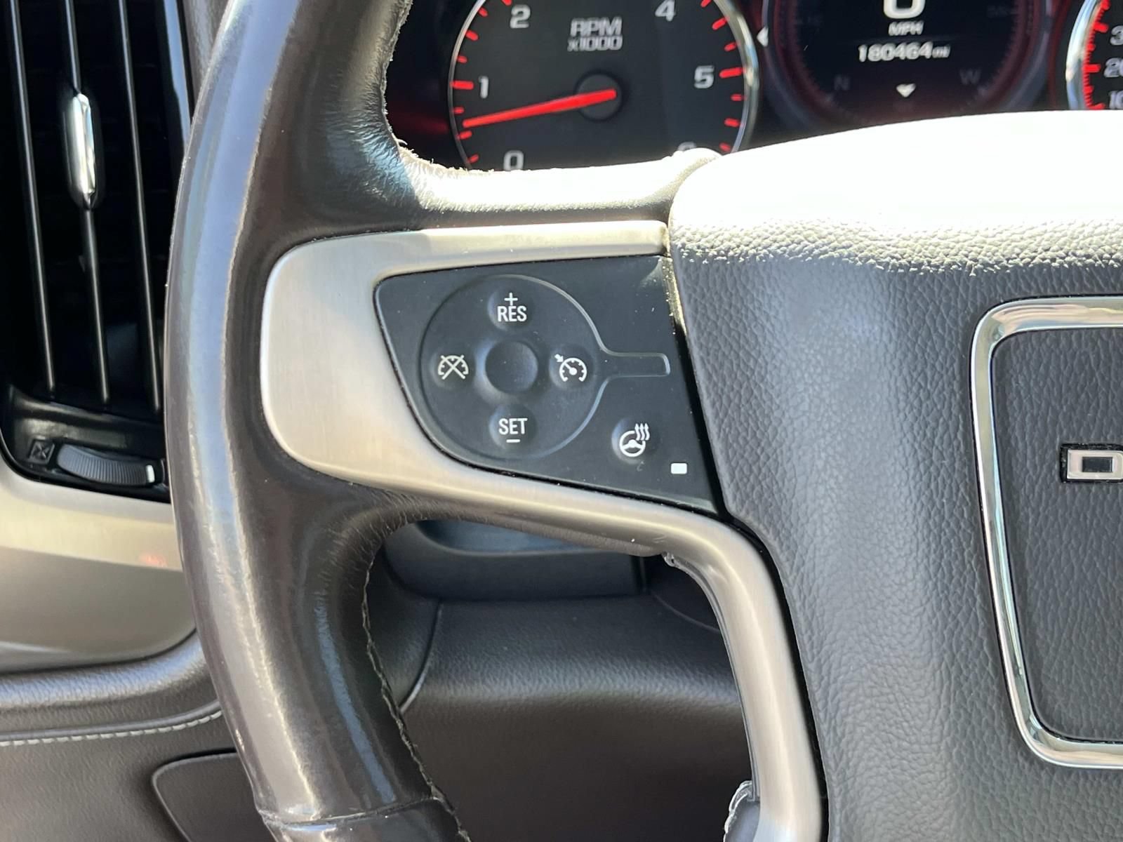 Used 2015 GMC Sierra 1500 Denali AWD/4WD image 30