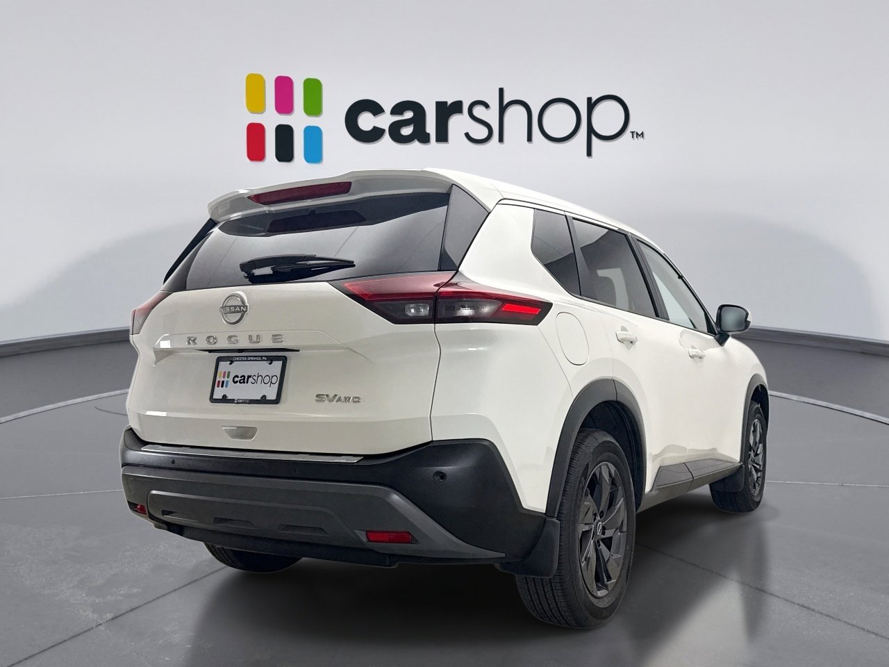 Used 2023 Nissan Rogue SV image 5