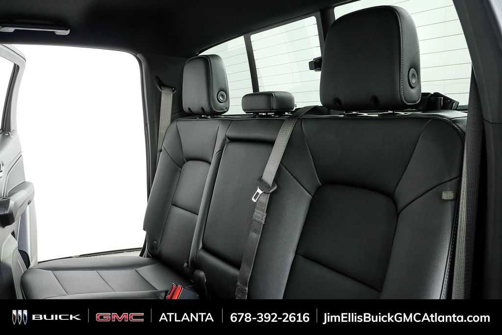 New 2026 GMC Canyon Elevation w/ Convenience Package image 19