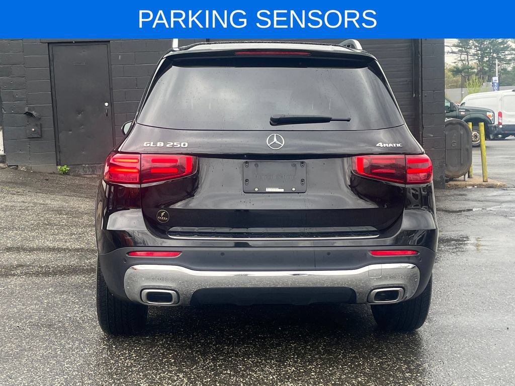 Used 2025 Mercedes-Benz GLB 250 4MATIC image 12