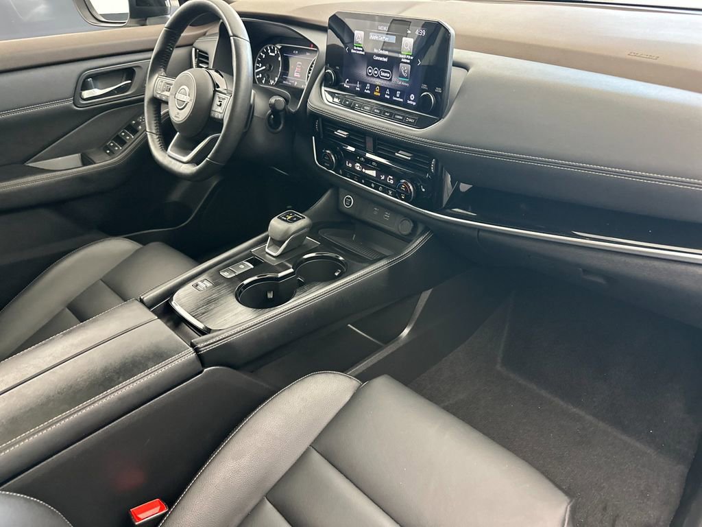 Used 2023 Nissan Rogue SL w/ SL Premium Package image 15