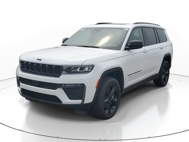 New 2026 Jeep Grand Cherokee L Limited w/ Limited Altitude Package AWD/4WD image 2