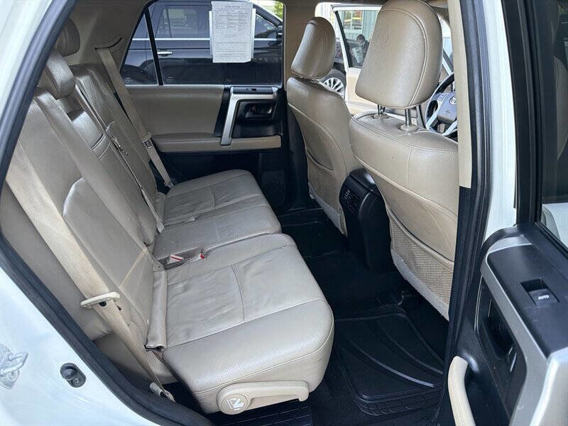 Used 2010 Toyota 4Runner Limited AWD/4WD image 19
