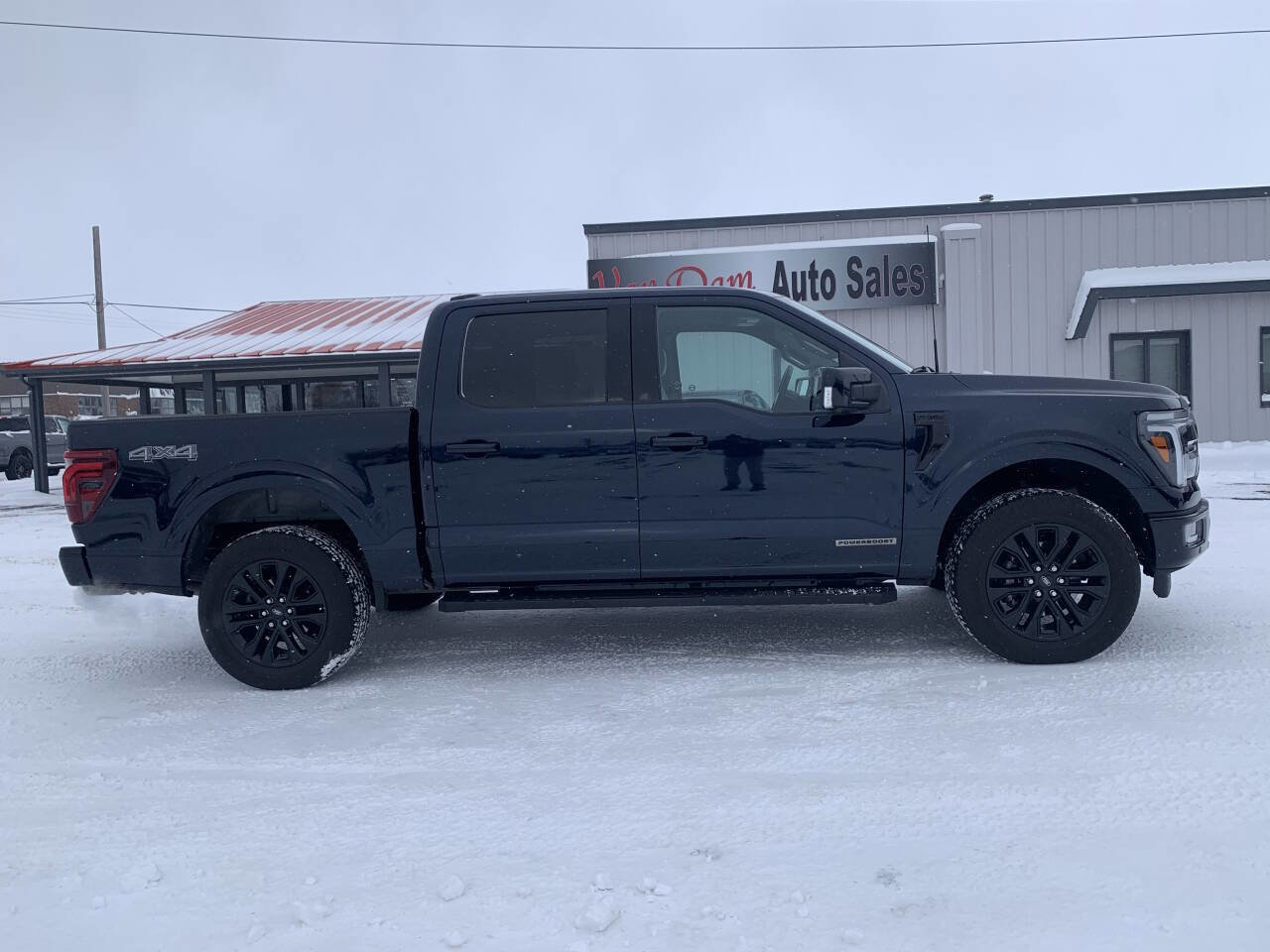 Used 2024 Ford F150 Lariat image 2