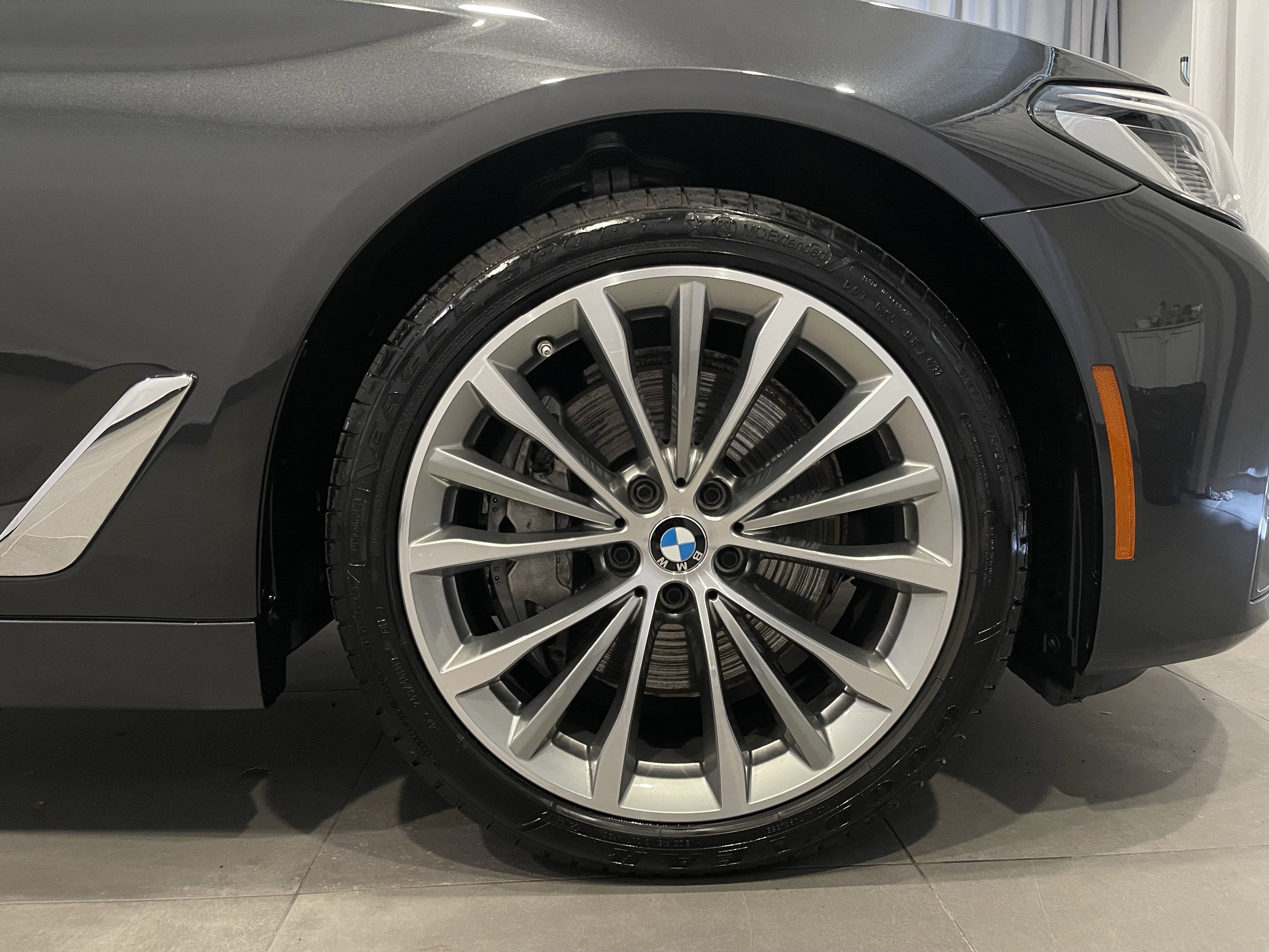 Certified 2023 BMW 540i xDrive w/ Premium Package image 10