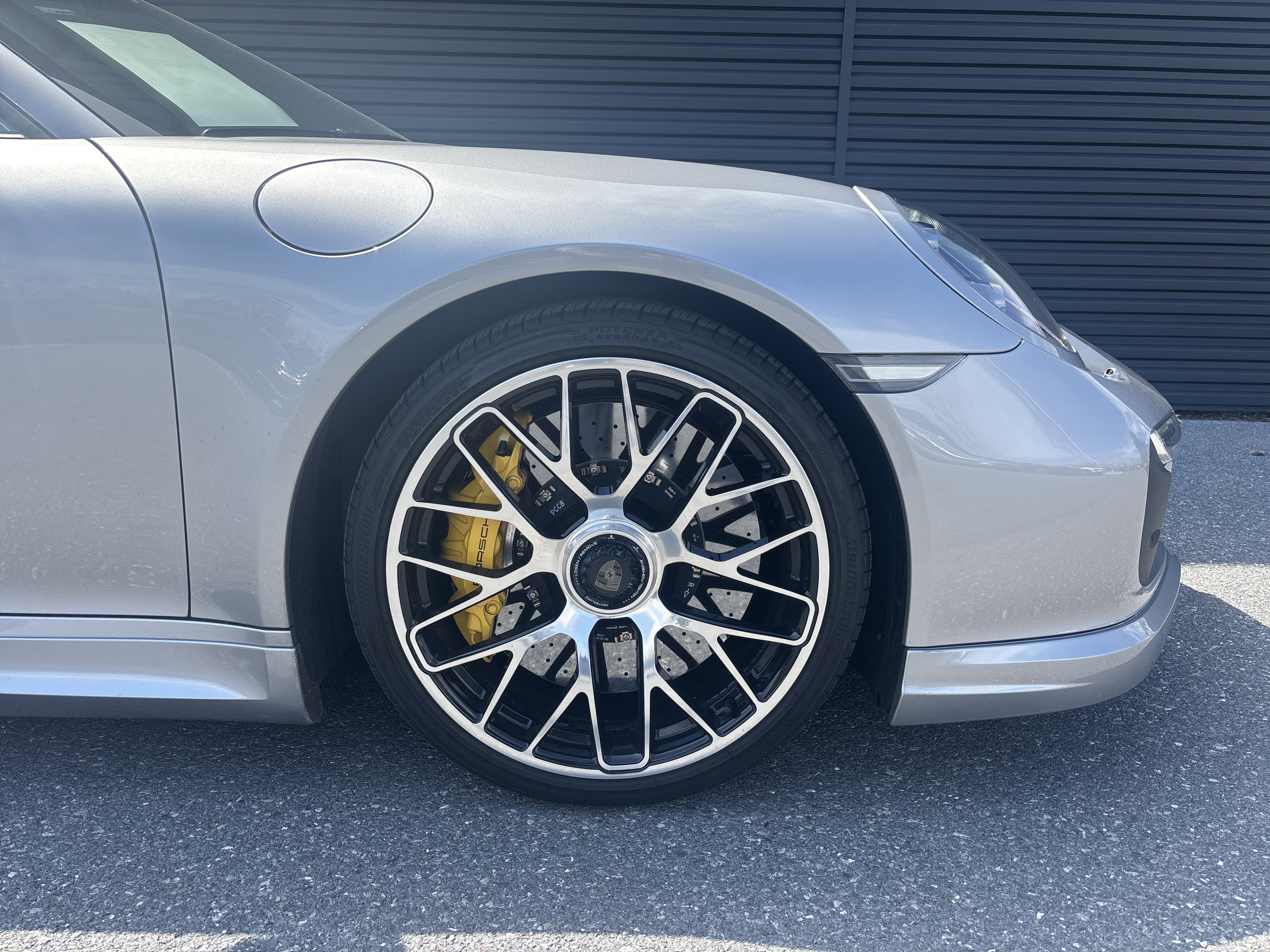 Certified 2015 Porsche 911 Turbo image 9