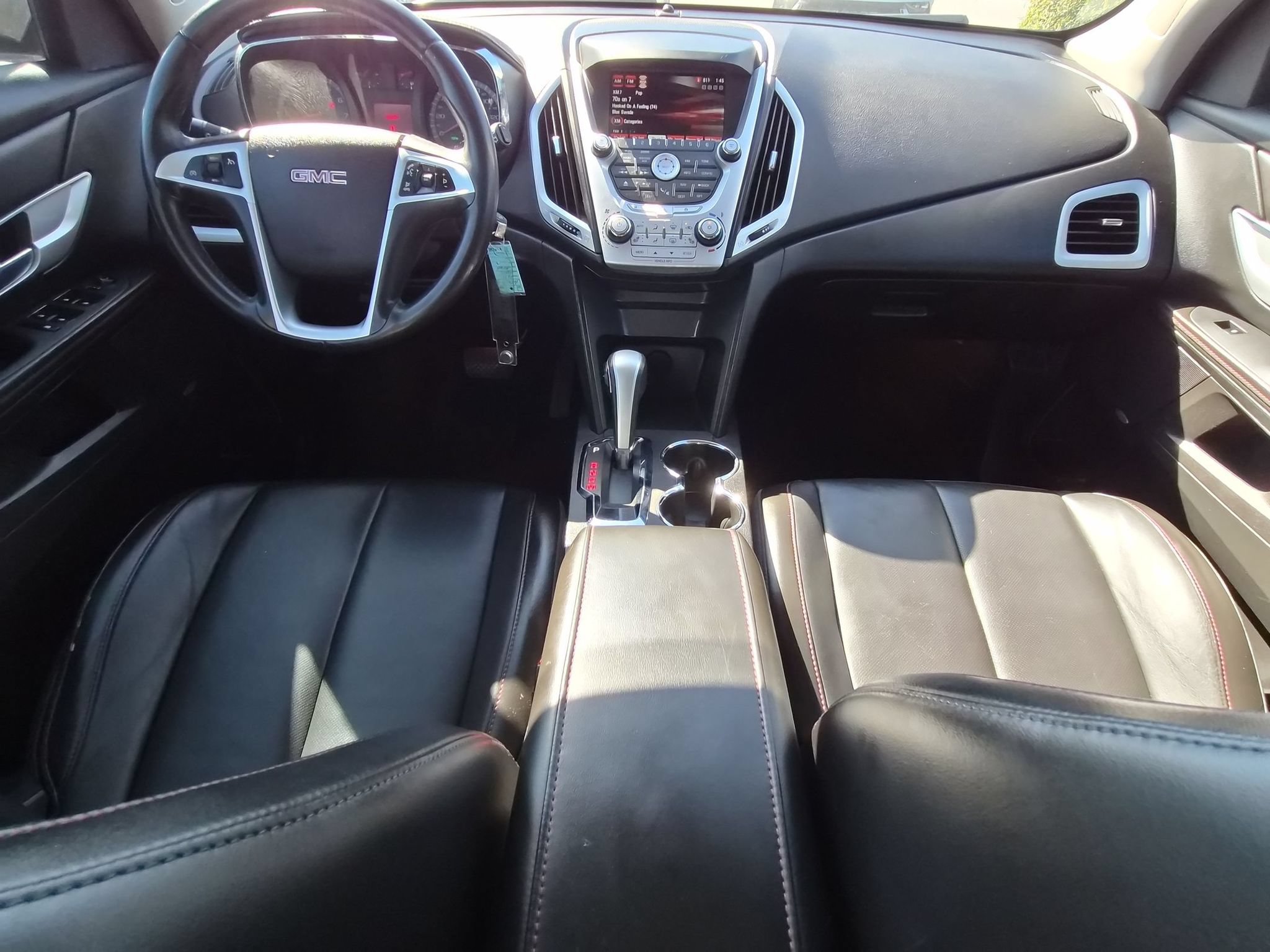 Used 2011 GMC Terrain SLT w/ Cargo Package AWD/4WD image 17