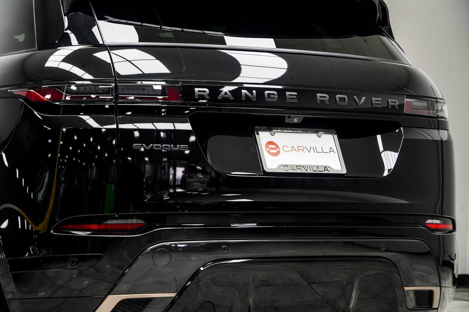 Used 2024 Land Rover Range Rover Evoque Dynamic SE image 14