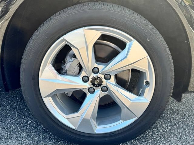 Certified 2023 Audi Q5 2.0T Premium Plus w/ Premium Plus Package AWD/4WD image 16