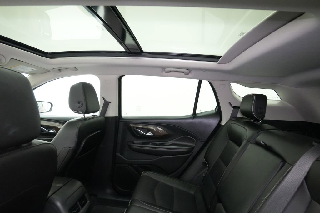 Used 2020 GMC Terrain Denali w/ Denali Premium Package AWD/4WD image 24