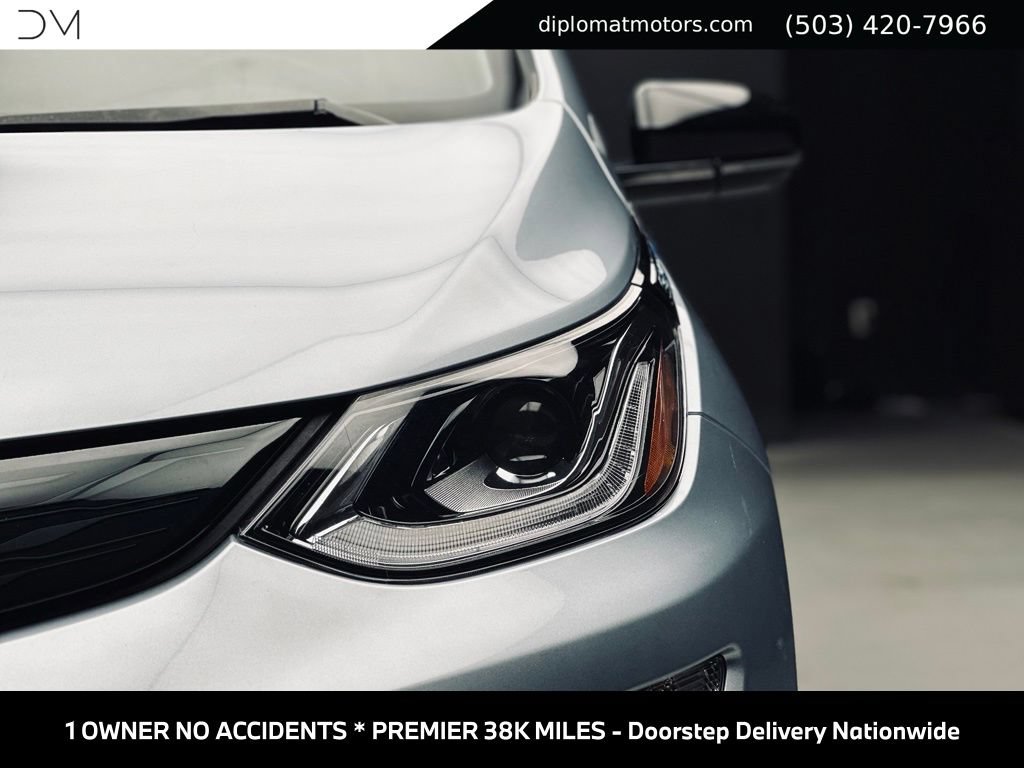 Used 2017 Chevrolet Bolt Premier w/ Driver Confidence II Package FWD image 14