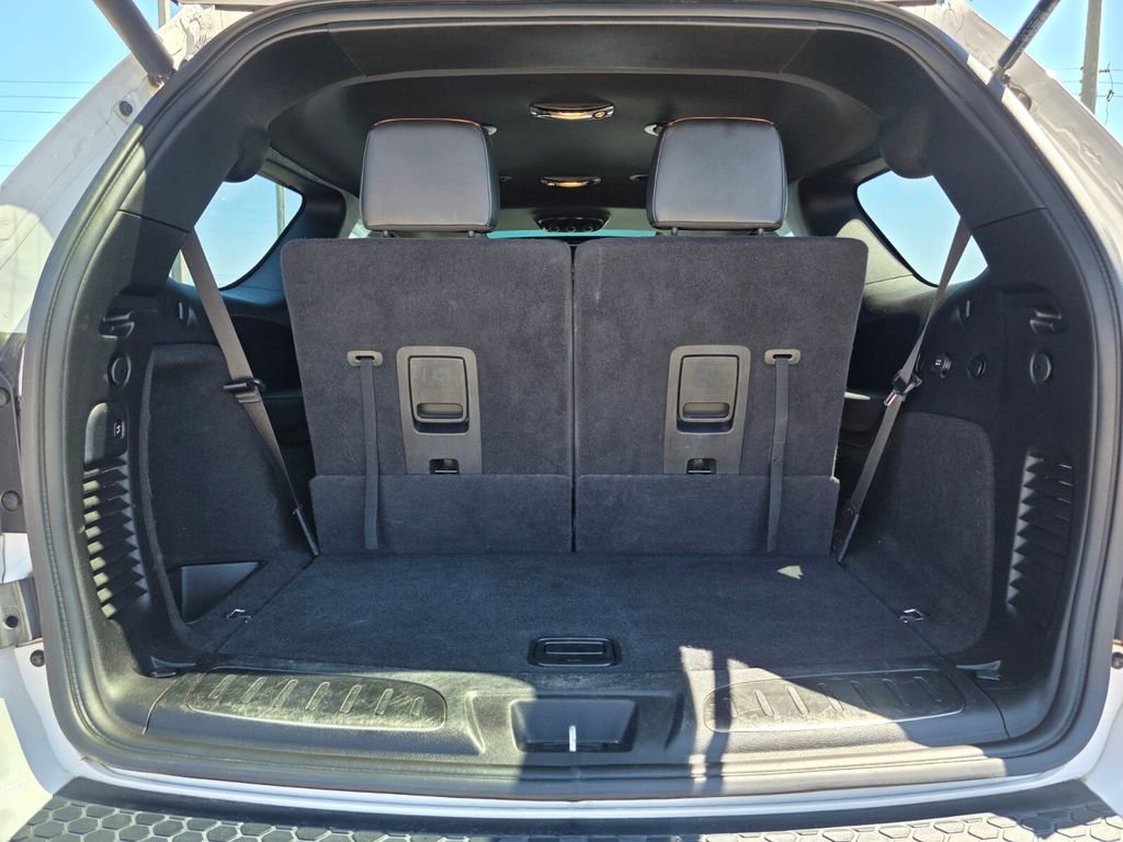 Used 2020 Dodge Durango R/T w/ Technology Group image 16