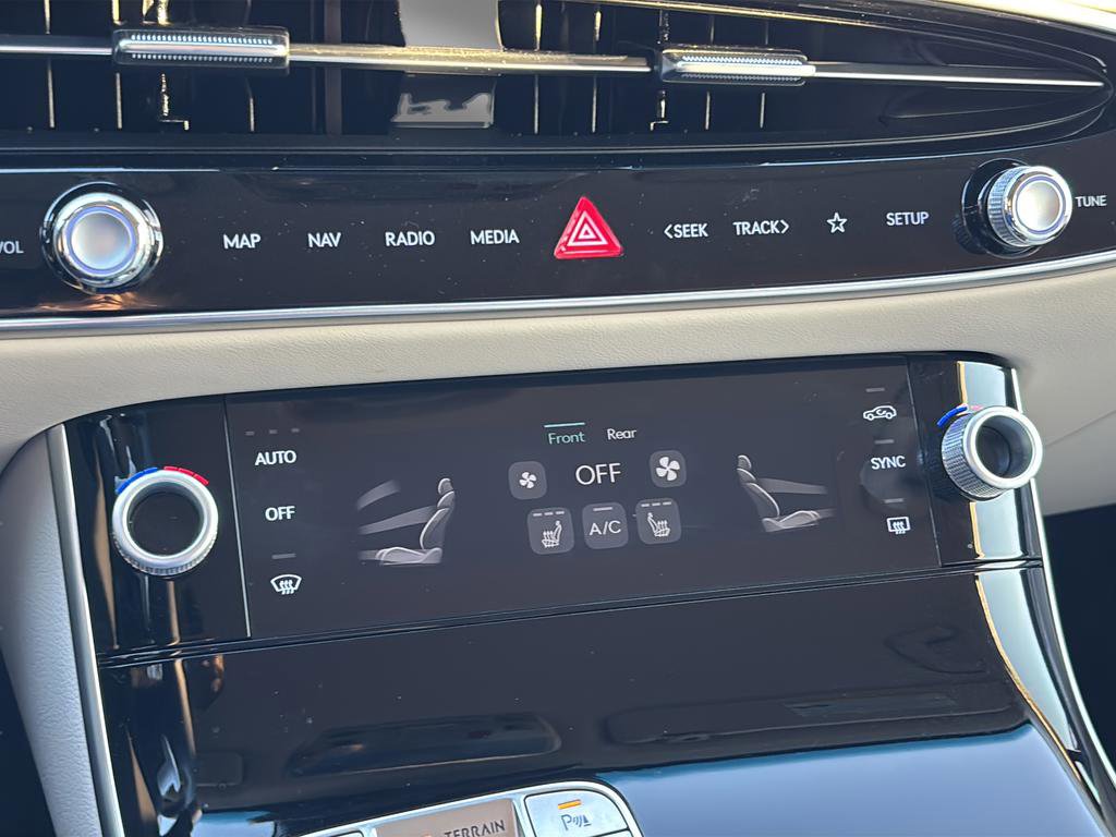 Certified 2026 Genesis GV70 2.5T image 32