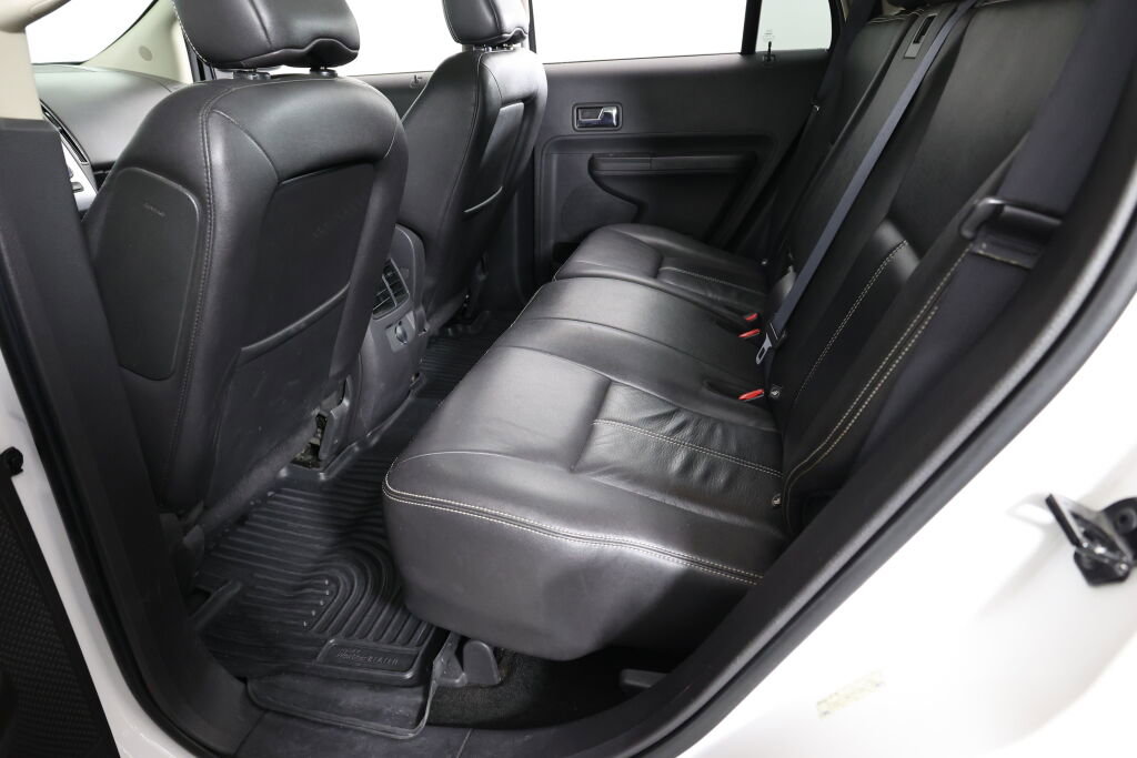 Used 2010 Ford Edge Limited FWD image 17