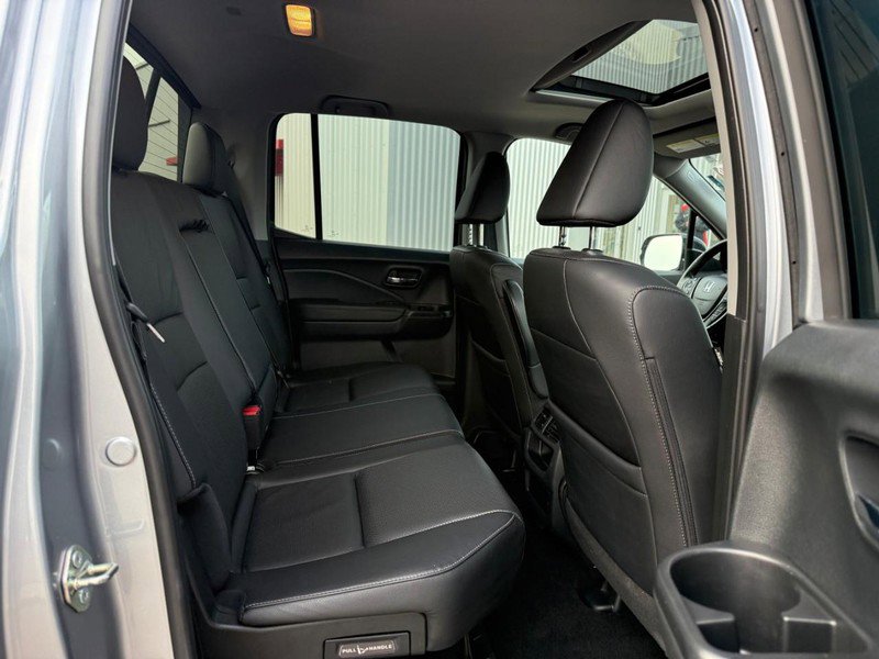 Used 2020 Honda Ridgeline RTL-E image 11