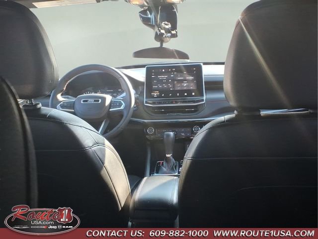 Used 2024 Jeep Compass Trailhawk image 16