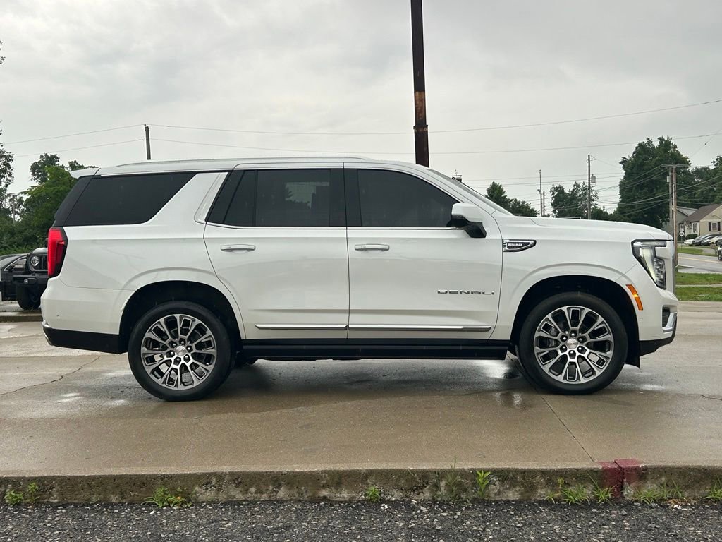 Used 2025 GMC Yukon Denali w/ Denali Reserve Package AWD/4WD image 5