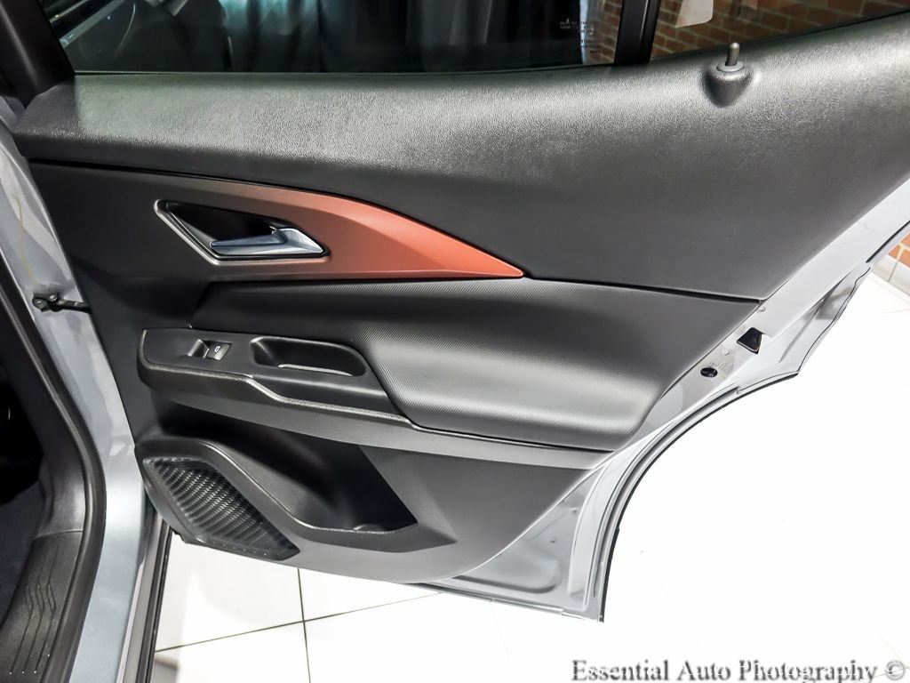 Used 2026 Chevrolet Equinox EV RS w/ LPO, All-Weather Mat Package FWD image 30