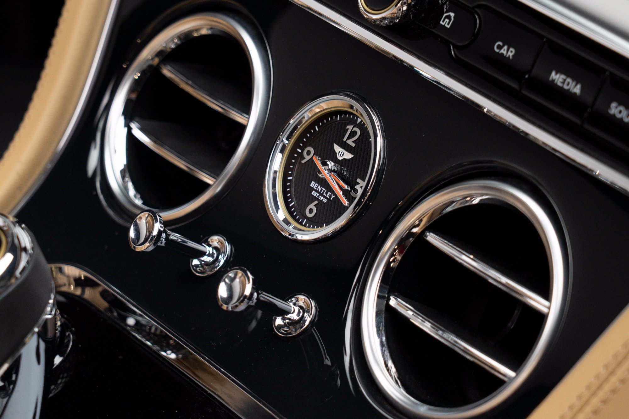 Used 2020 Bentley Continental GT AWD/4WD image 38