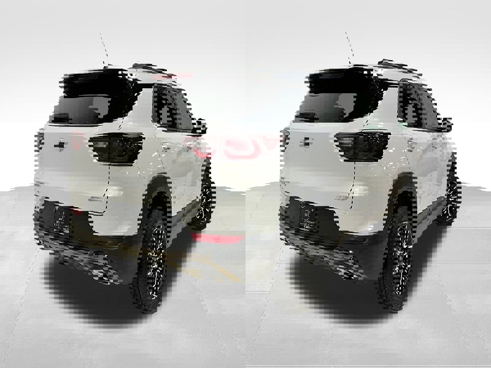 Used 2025 Chevrolet TrailBlazer ACTIV w/ Driver Confidence Package image 4